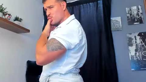 Andrew Diaz online show from July 12, 10:38 pm