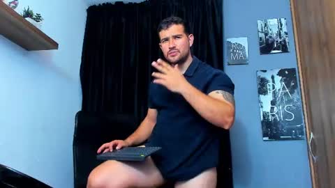 Andrew Diaz online show from July 31, 8:42 am