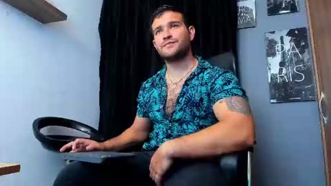 Andrew Diaz online show from August 13, 6:49 am