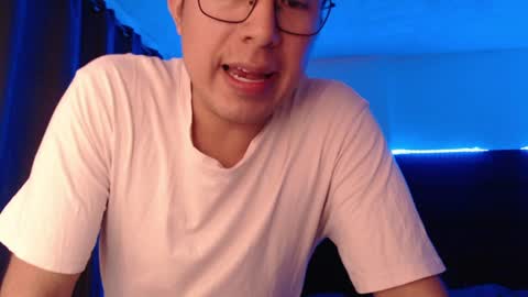 andrewmhilton_ online show from July 27, 6:08 am