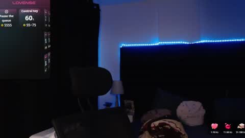 andrewmhilton_ online show from July 29, 4:30 am