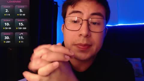 andrewmhilton_ online show from August 2, 5:47 am