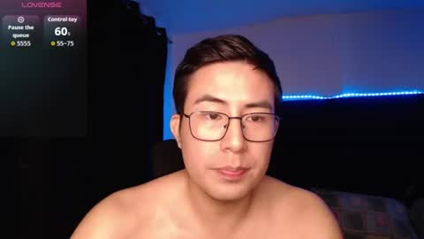 andrewmhilton_ online show from August 5, 5:05 am