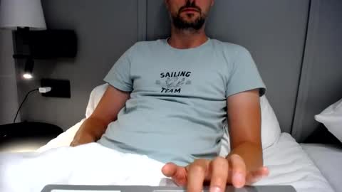 andreyandrey80 online show from June 29, 8:11 pm