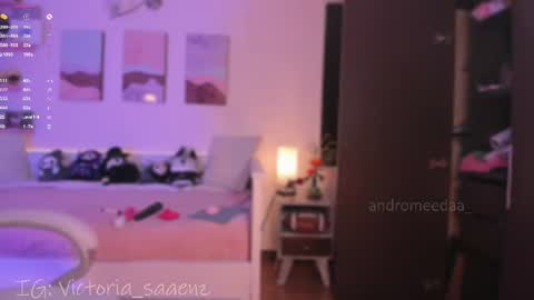 Victoria Senz  online show from August 14, 4:43 pm
