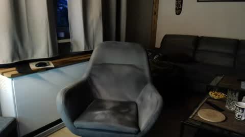 Andy online show from August 3, 7:21 pm