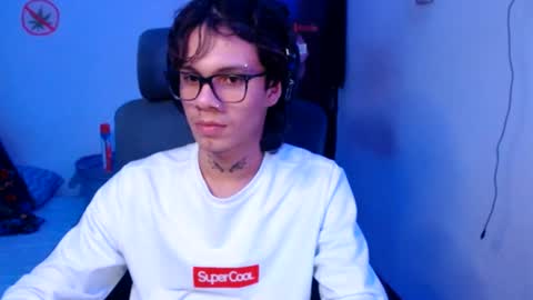 andy_dan1 online show from July 26, 8:25 pm