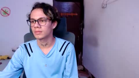 andy_dan1 online show from August 2, 6:59 pm