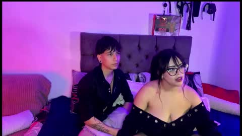 andy_emily online show from March 18, 4:51 am