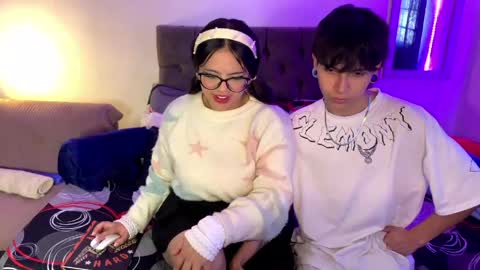 andy_emily online show from April 18, 3:32 pm