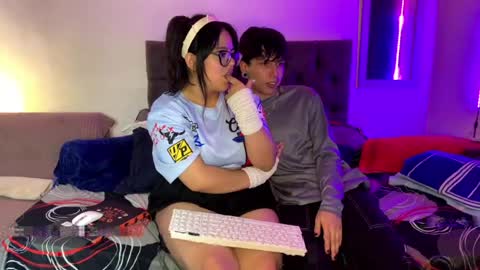 andy_emily online show from April 18, 11:14 pm