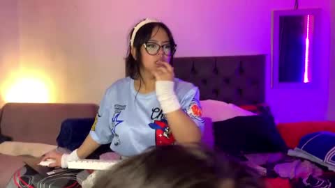andy_emily online show from April 19, 12:20 am