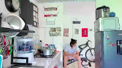 andy_gray01 online show from August 11, 4:20 pm