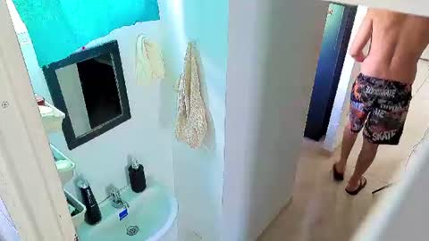 andy_gray01 online show from August 12, 5:15 pm