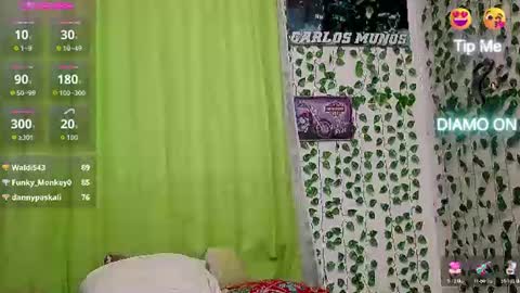 andy_gray01 online show from August 12, 8:22 pm