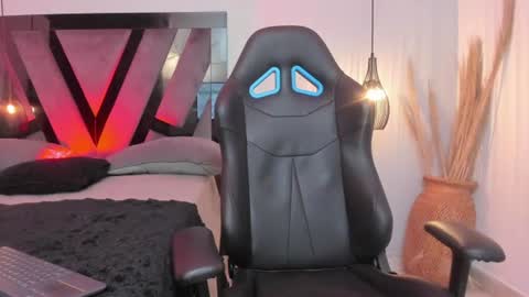 ANDY online show from August 5, 11:08 am