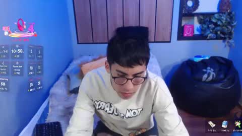 Andy online show from August 8, 11:49 pm