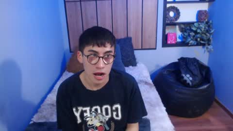 Andy online show from August 10, 8:10 pm