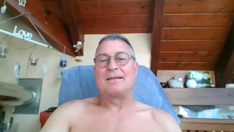 andybayern online show from July 18, 8:15 am
