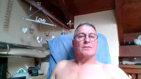 andybayern online show from August 21, 12:00 pm