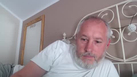 Andy online show from August 4, 11:29 am