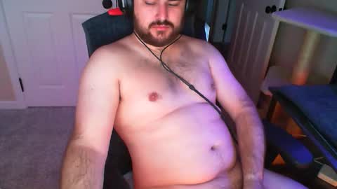 andysaurus_rex1 online show from April 19, 11:25 pm