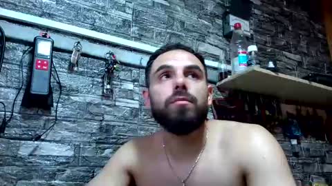 andyshr133 online show from July 16, 4:57 am
