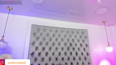 anette_cooper online show from August 15, 4:49 am