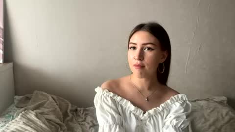 Anfisajess online show from April 30, 2:42 pm