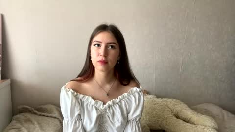 Anfisajess online show from May 4, 9:25 am