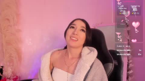 angeelblosoom online show from August 7, 6:24 am