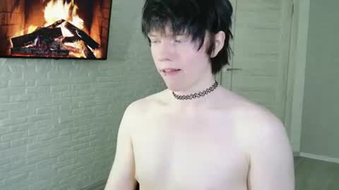 Ray online show from August 8, 7:47 pm