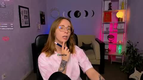 angel_hip online show from August 14, 2:48 am