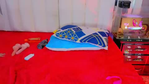 angel_medussa online show from August 8, 4:56 am