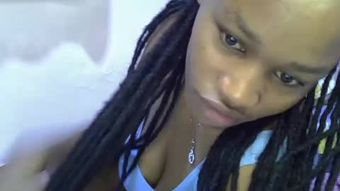 angel_mia5 online show from August 4, 8:44 am