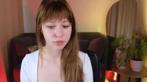 Mary online show from June 7, 11:04 am