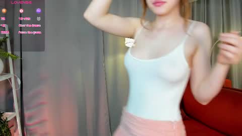 Mary online show from August 6, 1:43 pm