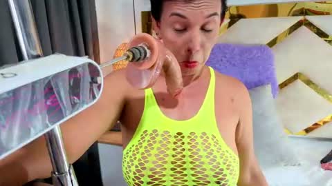 Nicolle  online show from July 27, 4:56 pm