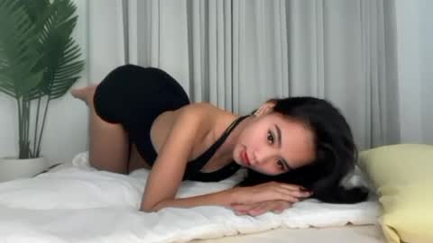 angel_petite07 online show from July 30, 12:40 am