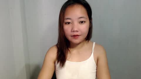 angel_piecumxx online show from August 8, 10:10 pm