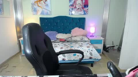 angel_princess18 online show from July 30, 4:09 am