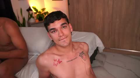 Angel online show from August 4, 12:40 am