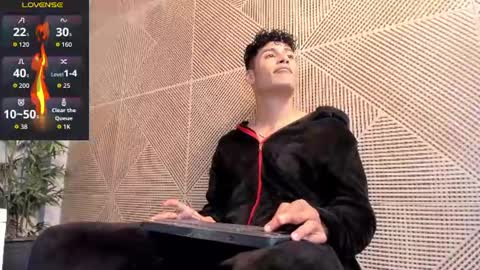 Angel  online show from August 7, 5:13 pm