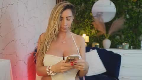 Anysia online show from March 12, 7:39 am