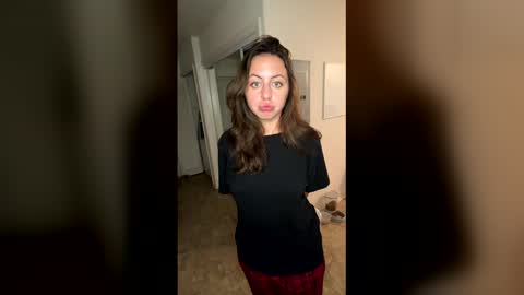 angela_cole online show from February 20, 9:28 am