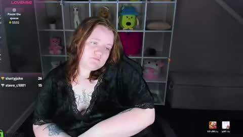 Angela online show from August 11, 4:09 pm