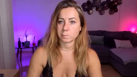 Angela online show from September 2, 11:23 am