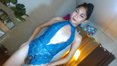 angela online show from August 8, 12:43 am