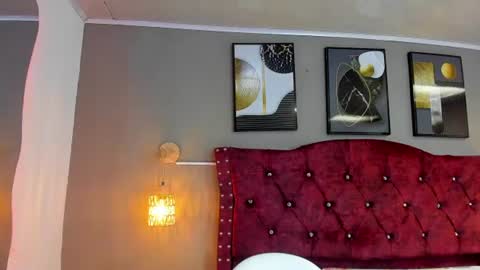 angela_nix online show from August 14, 8:01 pm