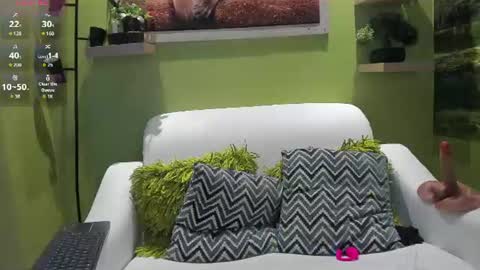 angela_rendon online show from August 8, 2:06 pm